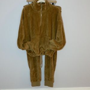 Old Navy Sherpa Half Zip Matching Jogger Set